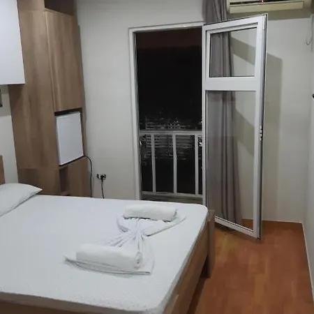 Hotel Albanian Garden 1 *